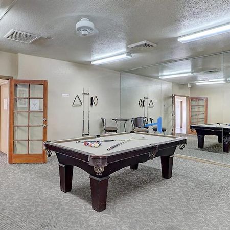Condo With Heated Pool, Hot Tub, Near Walking Paths Глендейл Экстерьер фото